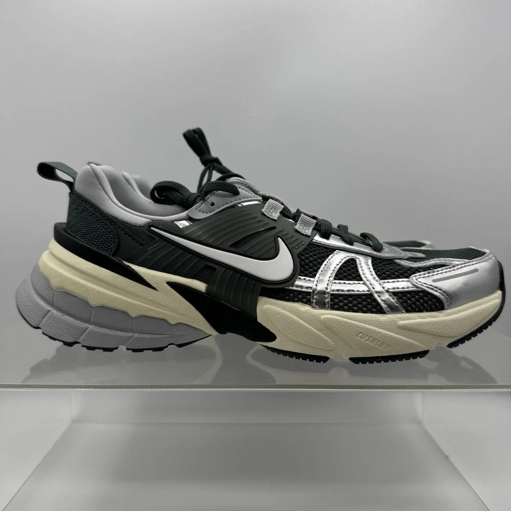 Brand New Nike V2K Run Vintage Green HJ4497-300 Sneakers Shoes Men's Size 10.5